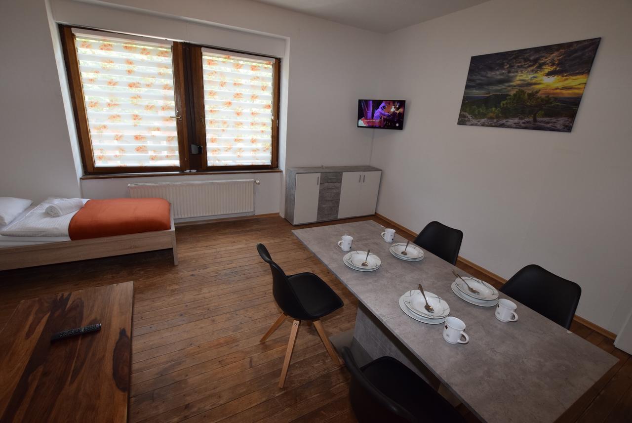 Apartment Ostendplatz Stuttgart Buitenkant foto