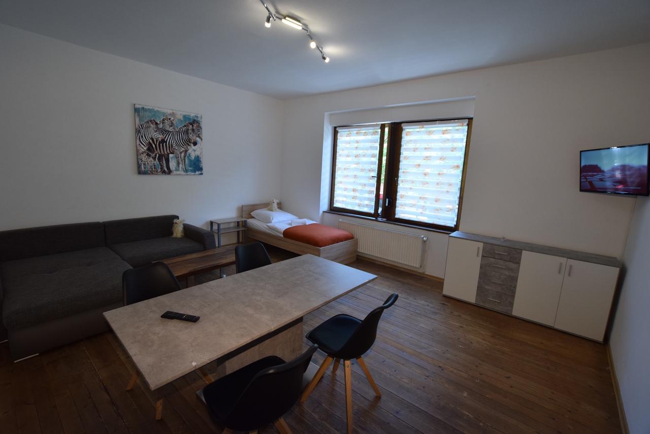 Apartment Ostendplatz Stuttgart Buitenkant foto