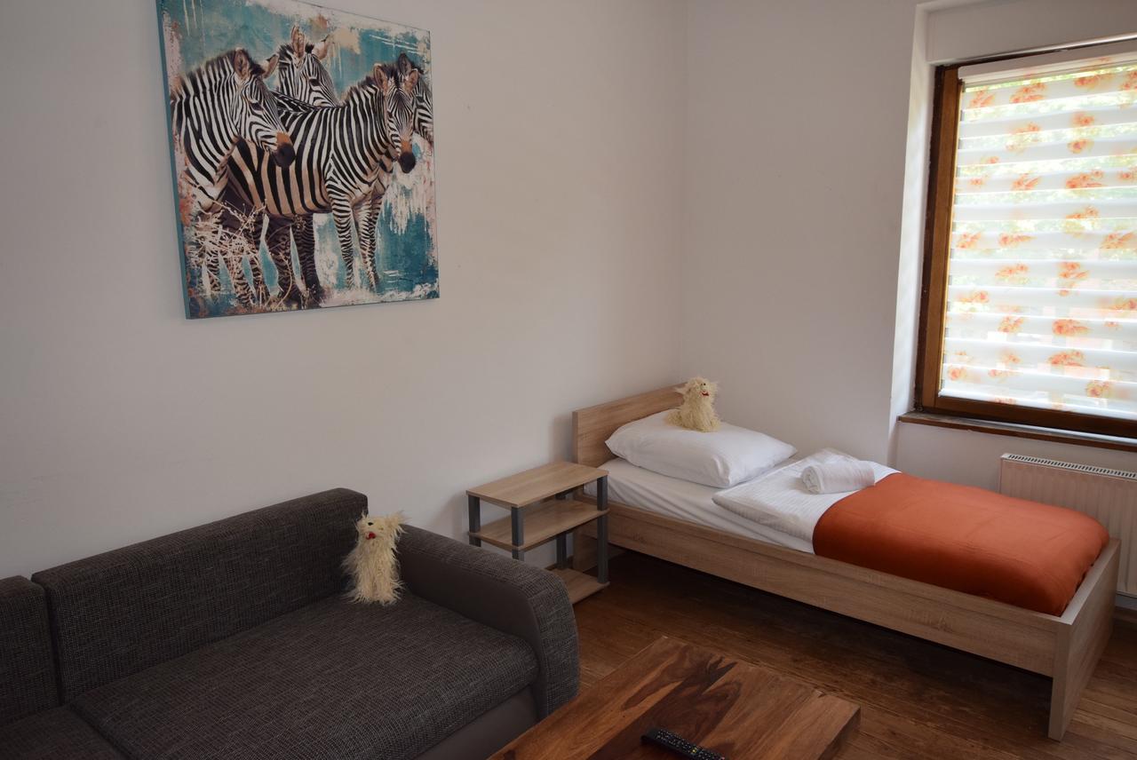 Apartment Ostendplatz Stuttgart Buitenkant foto
